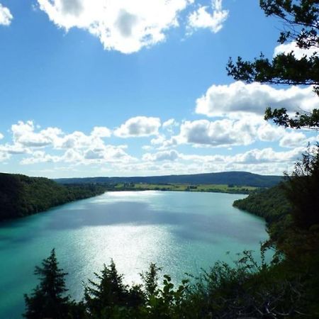 Superbe Appartement Au Coeur Du Jura شامبيانول المظهر الخارجي الصورة