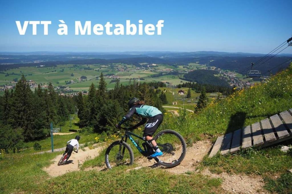 Superbe Appartement Au Coeur Du Jura شامبيانول المظهر الخارجي الصورة